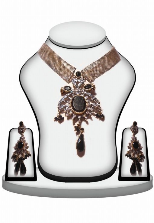 Gorgeous Black Victorian Pendant Jewelry Set with Earrings for Girls-0