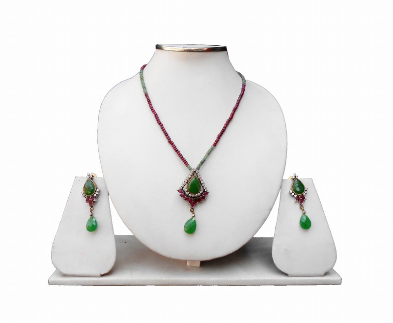 Latest Design Stylish Red and Green Fashion Pendant Set for Parties -0