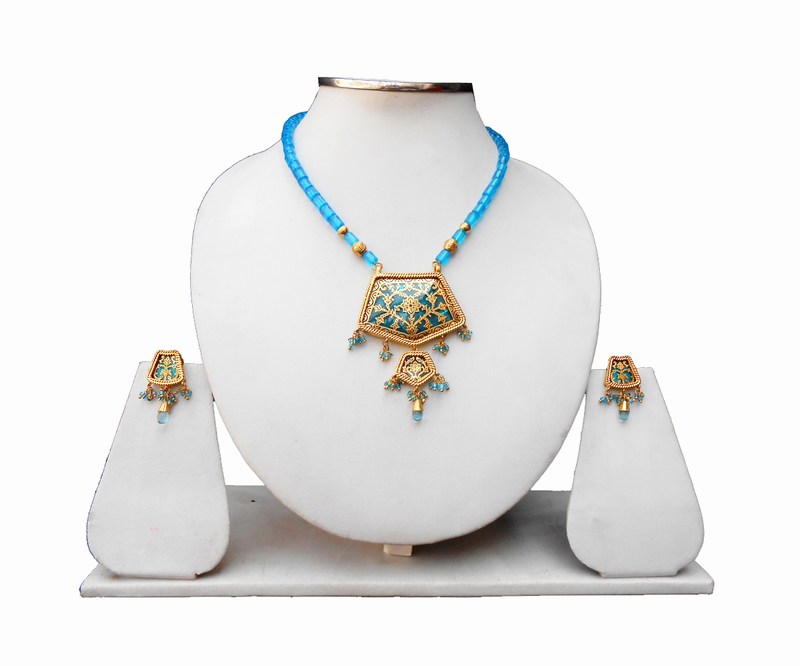 Turquoise Thewa Bridal Pendant and Earrings Set Desgin for Parties -0