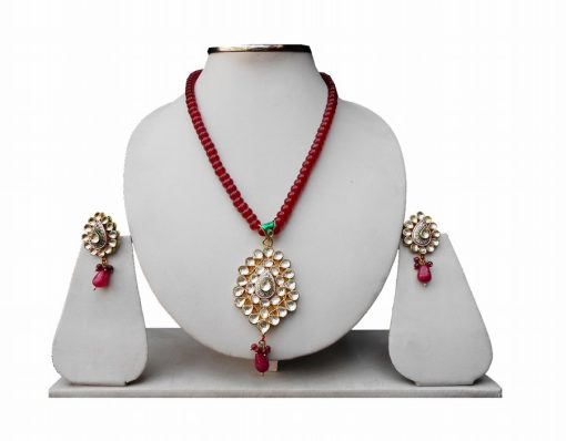 Indian Jewelry Pendant Set in Red Kundan Stones and Beads-0